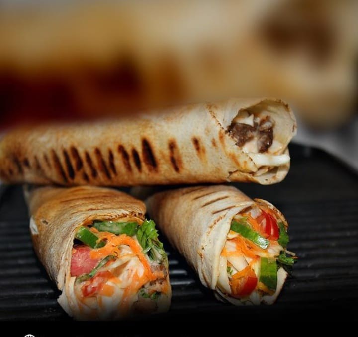 Beef Single Sausage Shawarma
